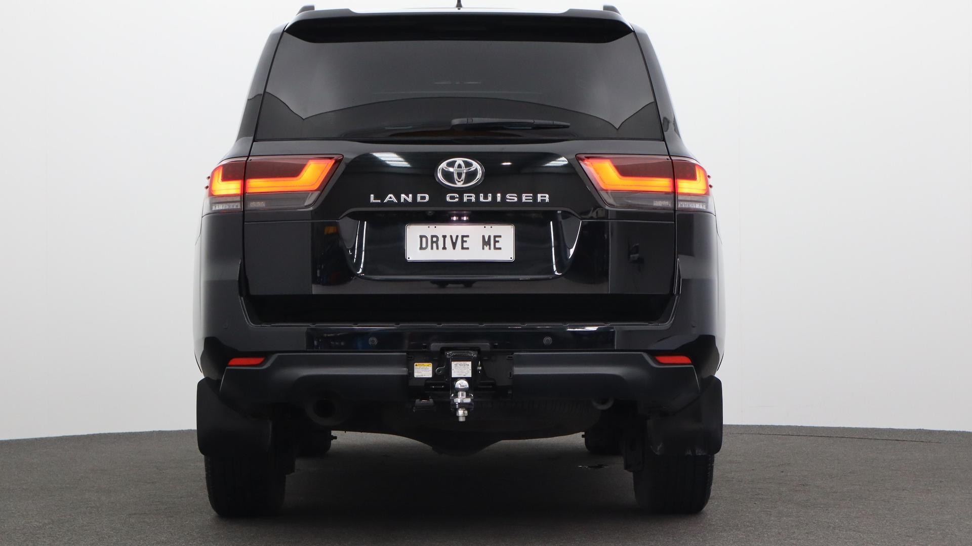 Toyota Landcruiser image 3