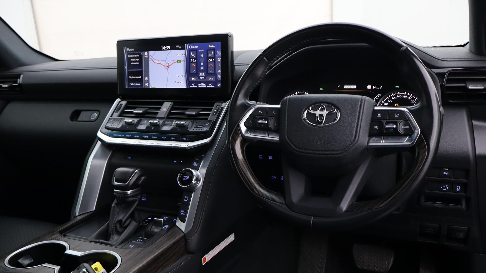 Toyota Landcruiser image 4