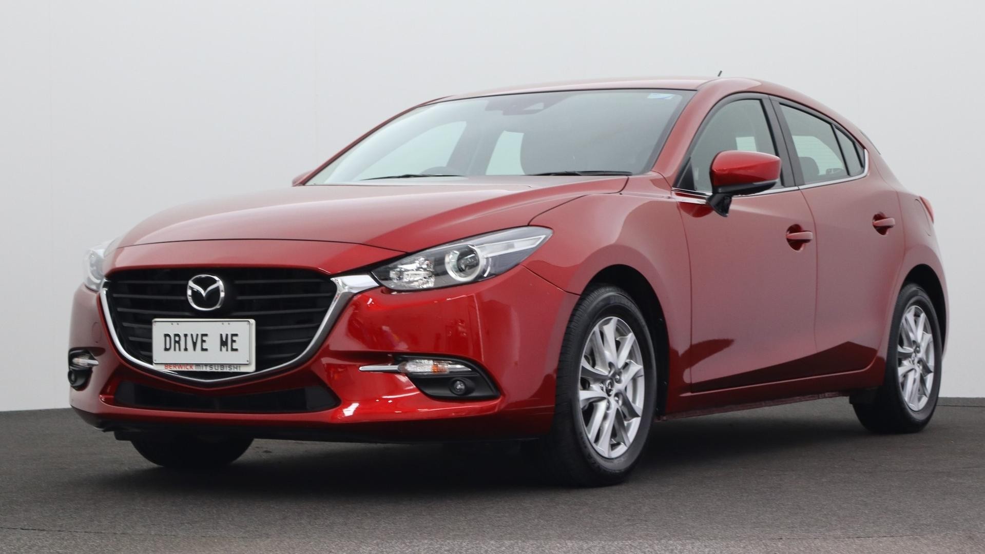 Mazda 3 image 1