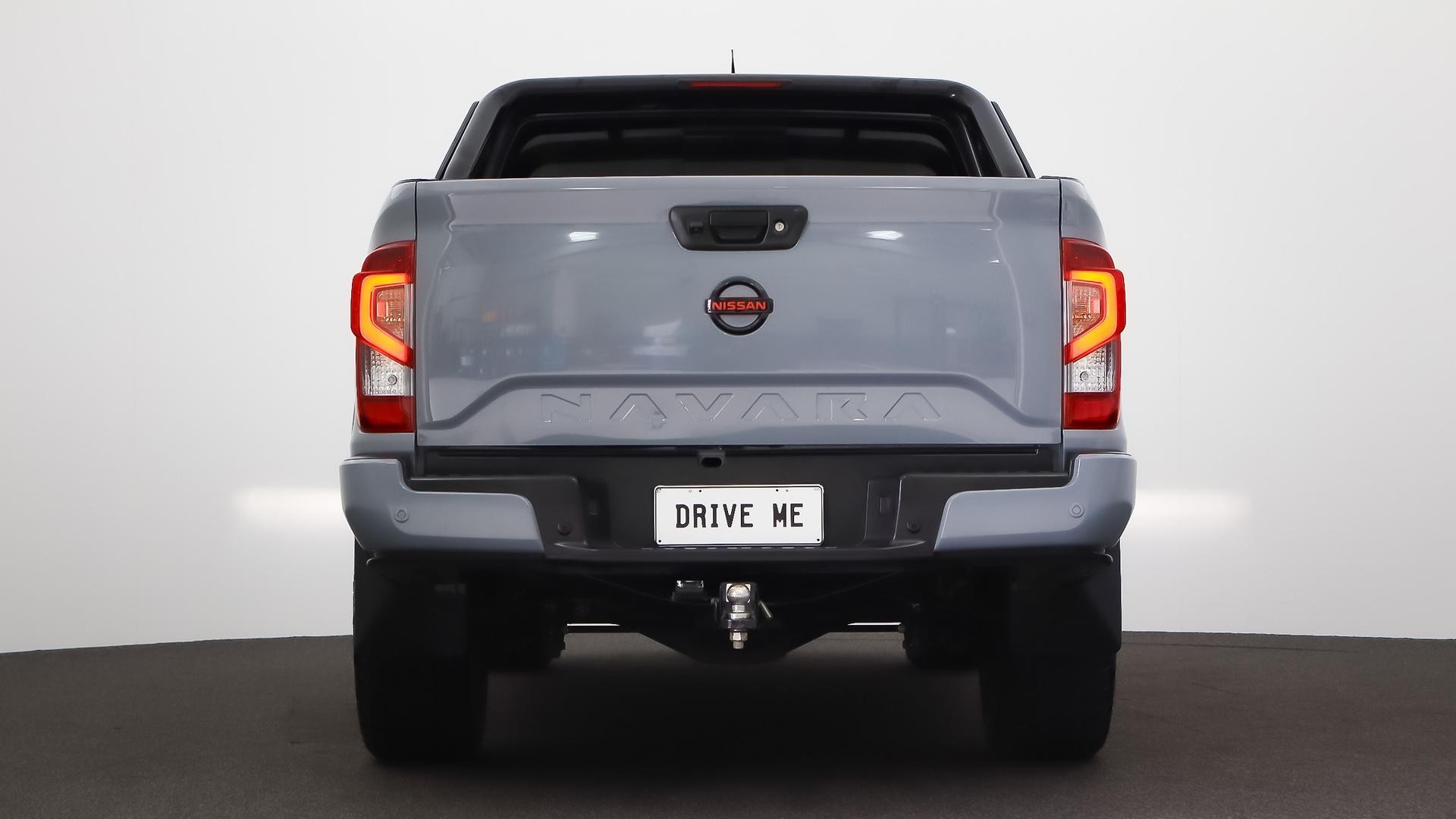 Nissan Navara image 3