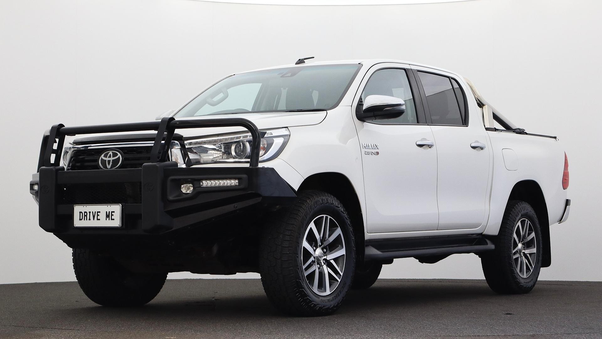 Toyota Hilux image 1