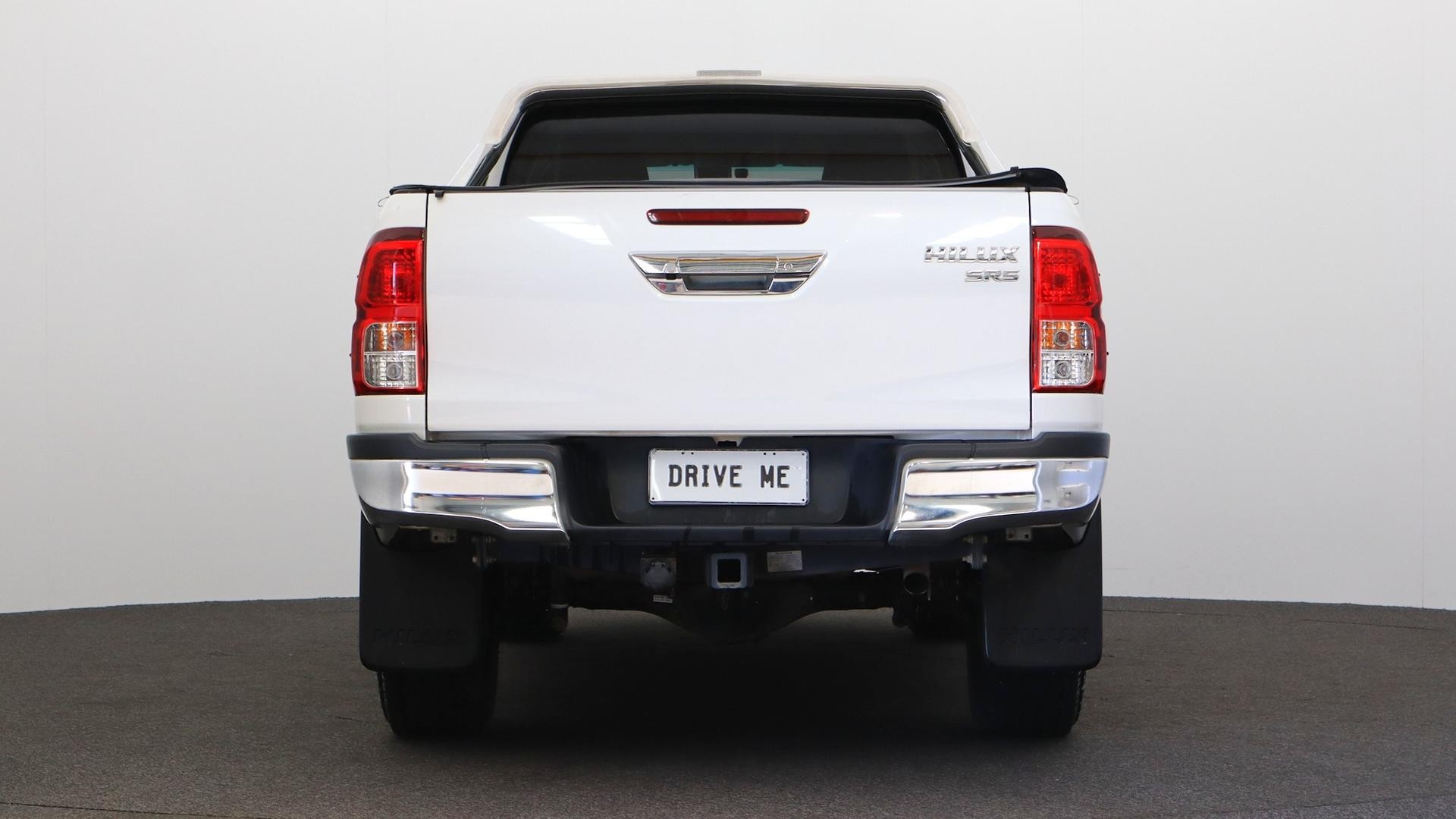 Toyota Hilux image 3