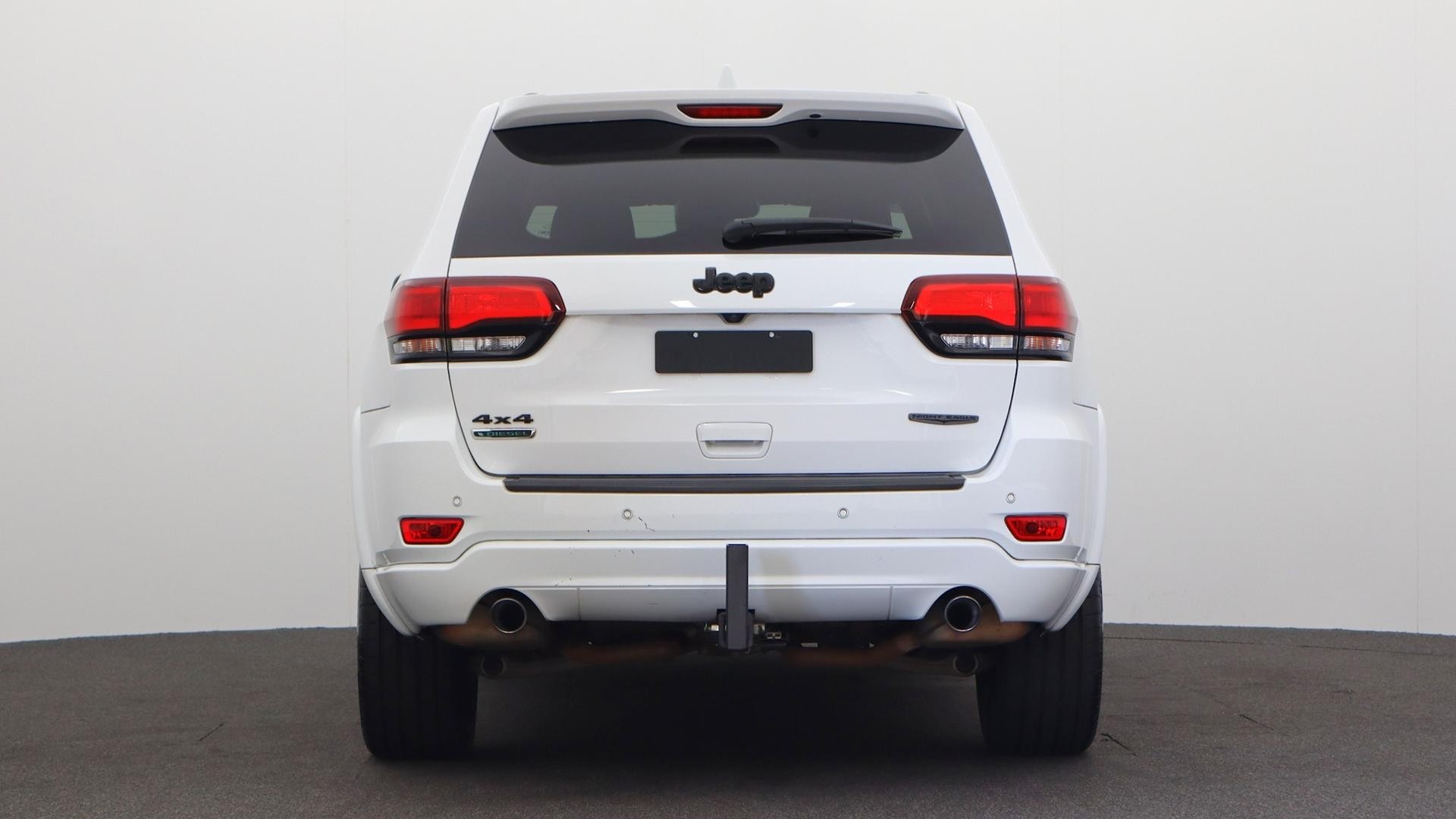 Jeep Grand Cherokee image 3