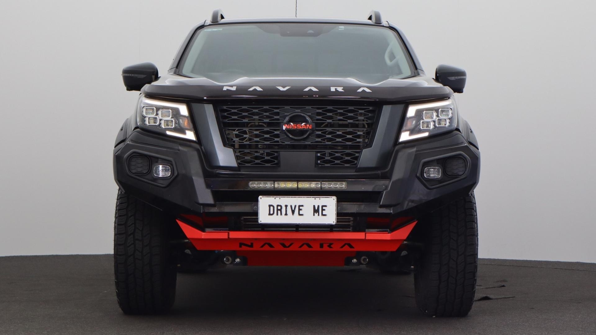 Nissan Navara image 2