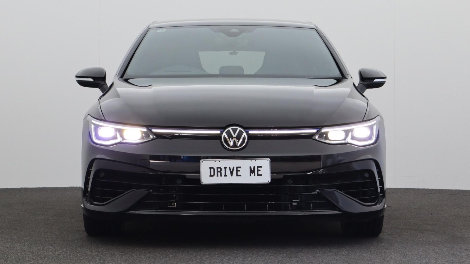 Volkswagen Golf image 2