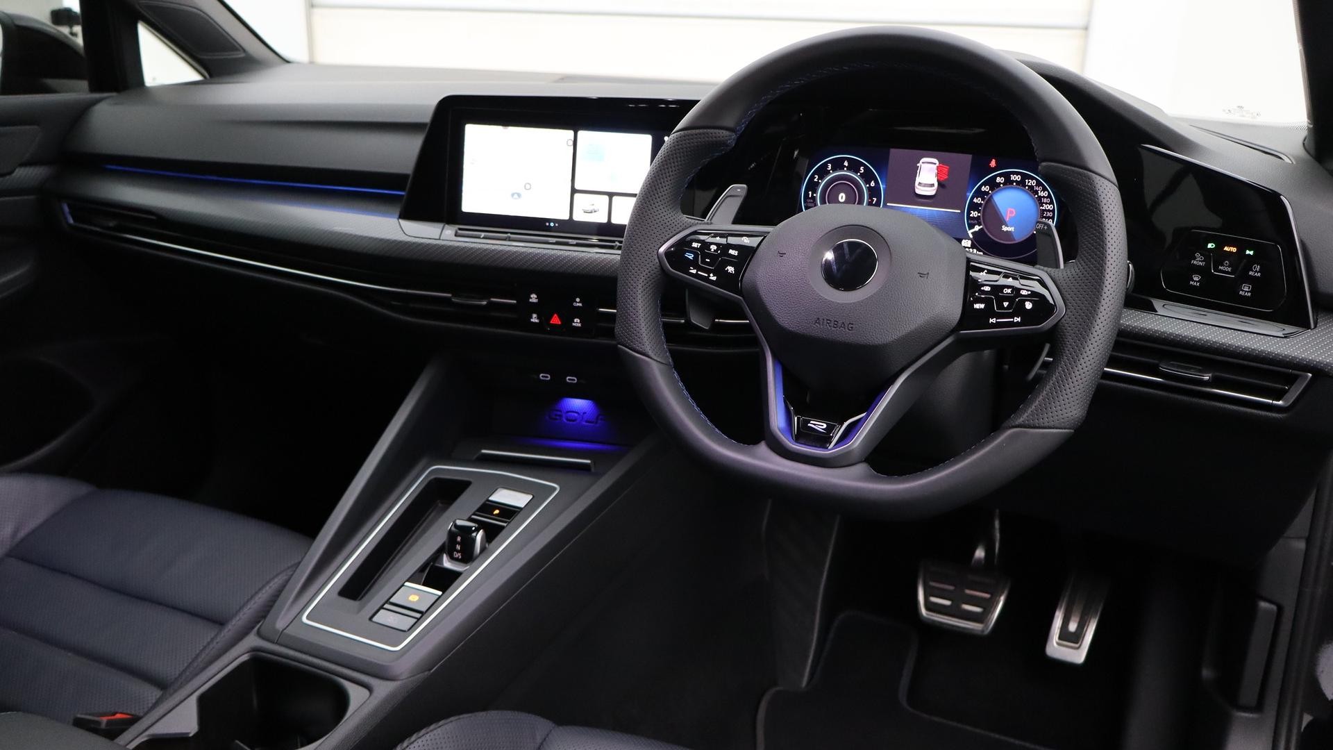 Volkswagen Golf image 4