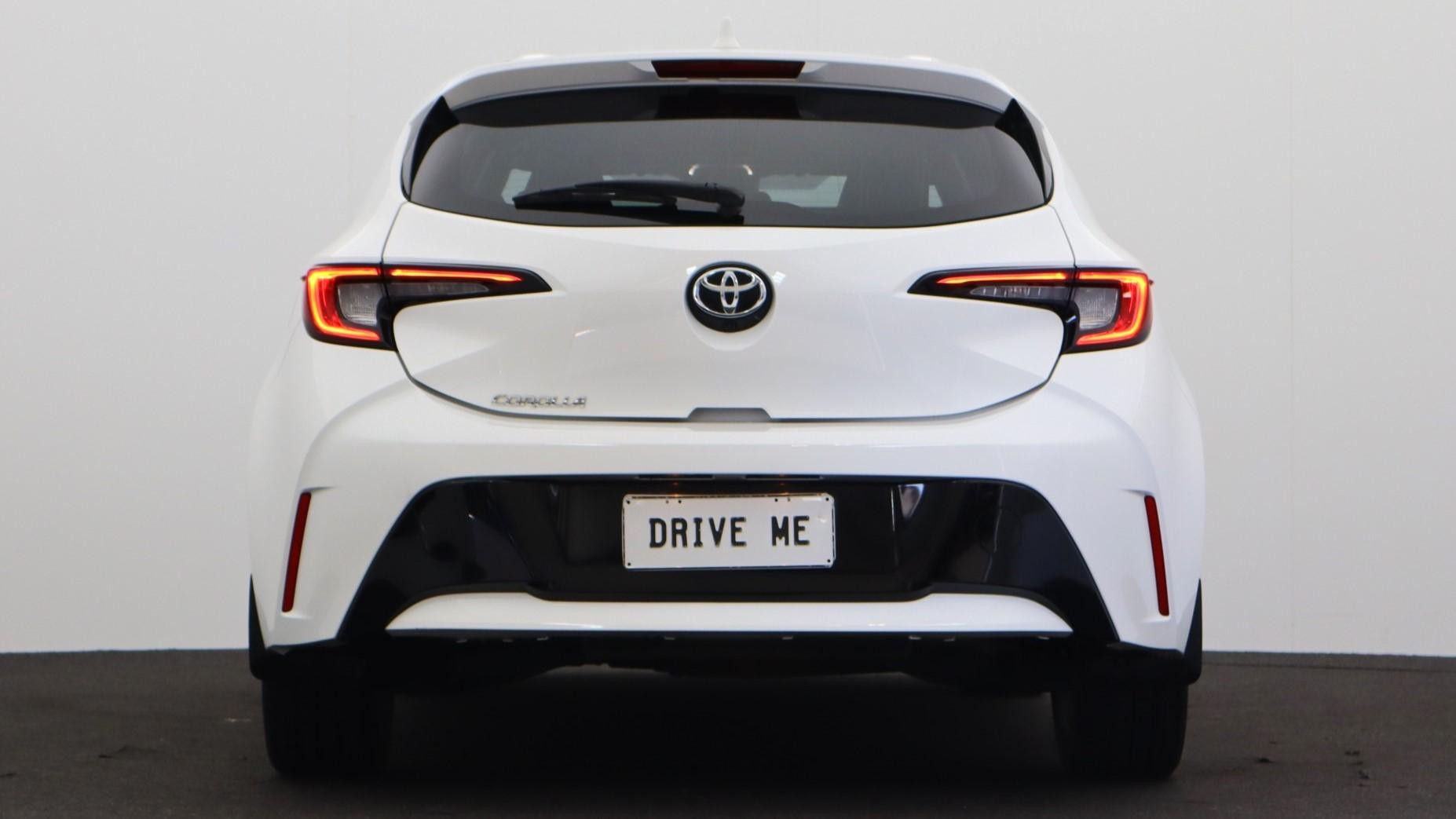 Toyota Corolla image 3