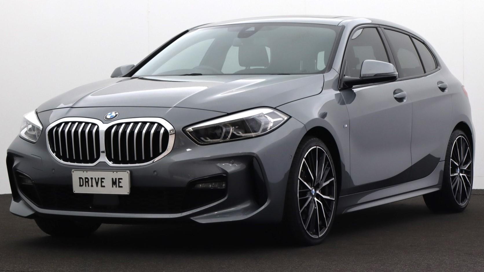 BMW 1 Series image 1