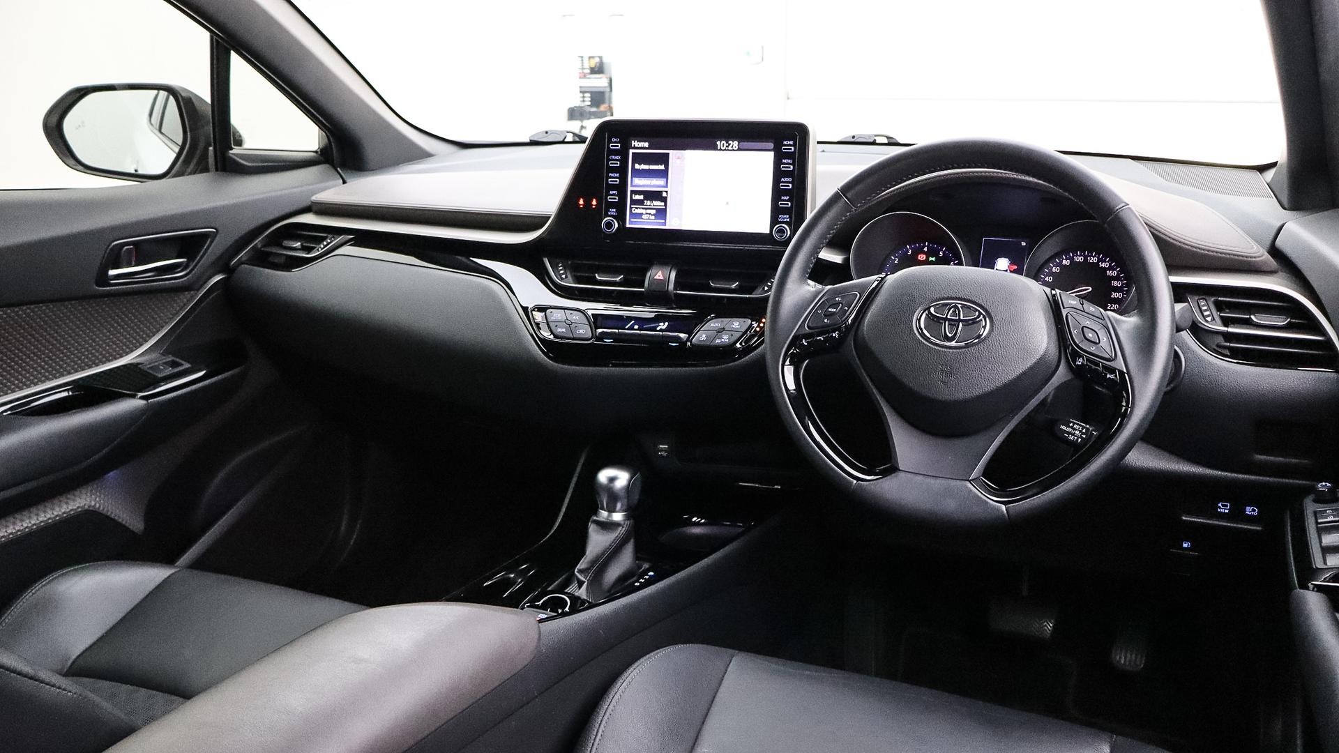 Toyota C-hr image 4