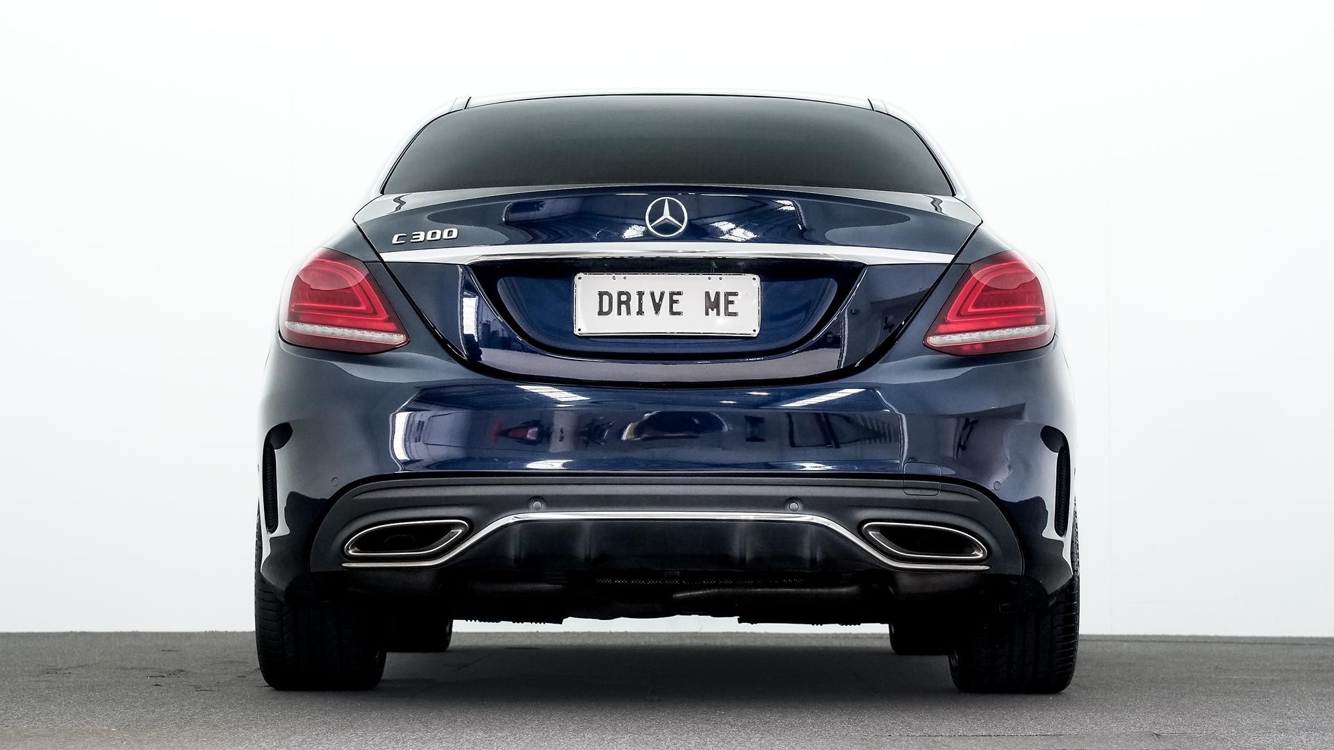 Mercedes Benz C-class image 3