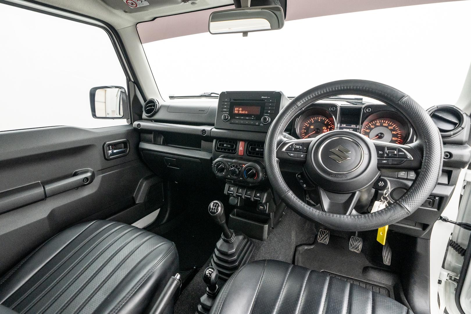 Suzuki Jimny image 4