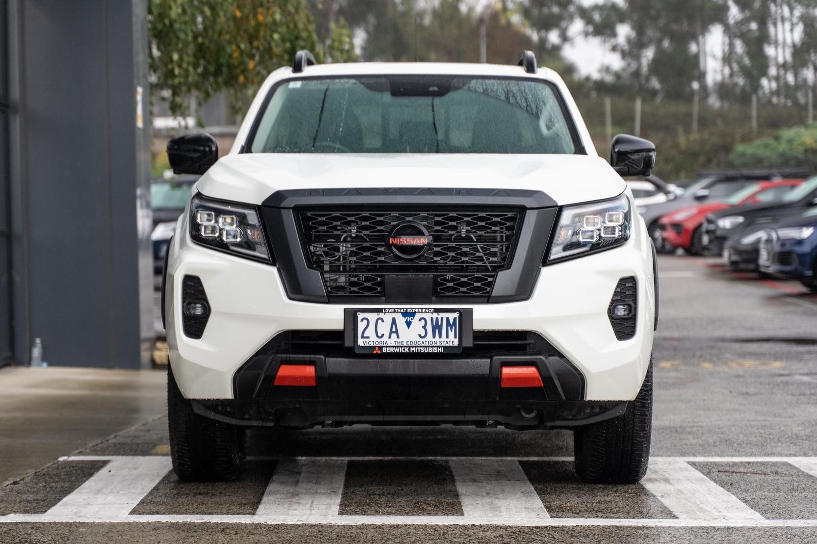 Nissan Navara image 2