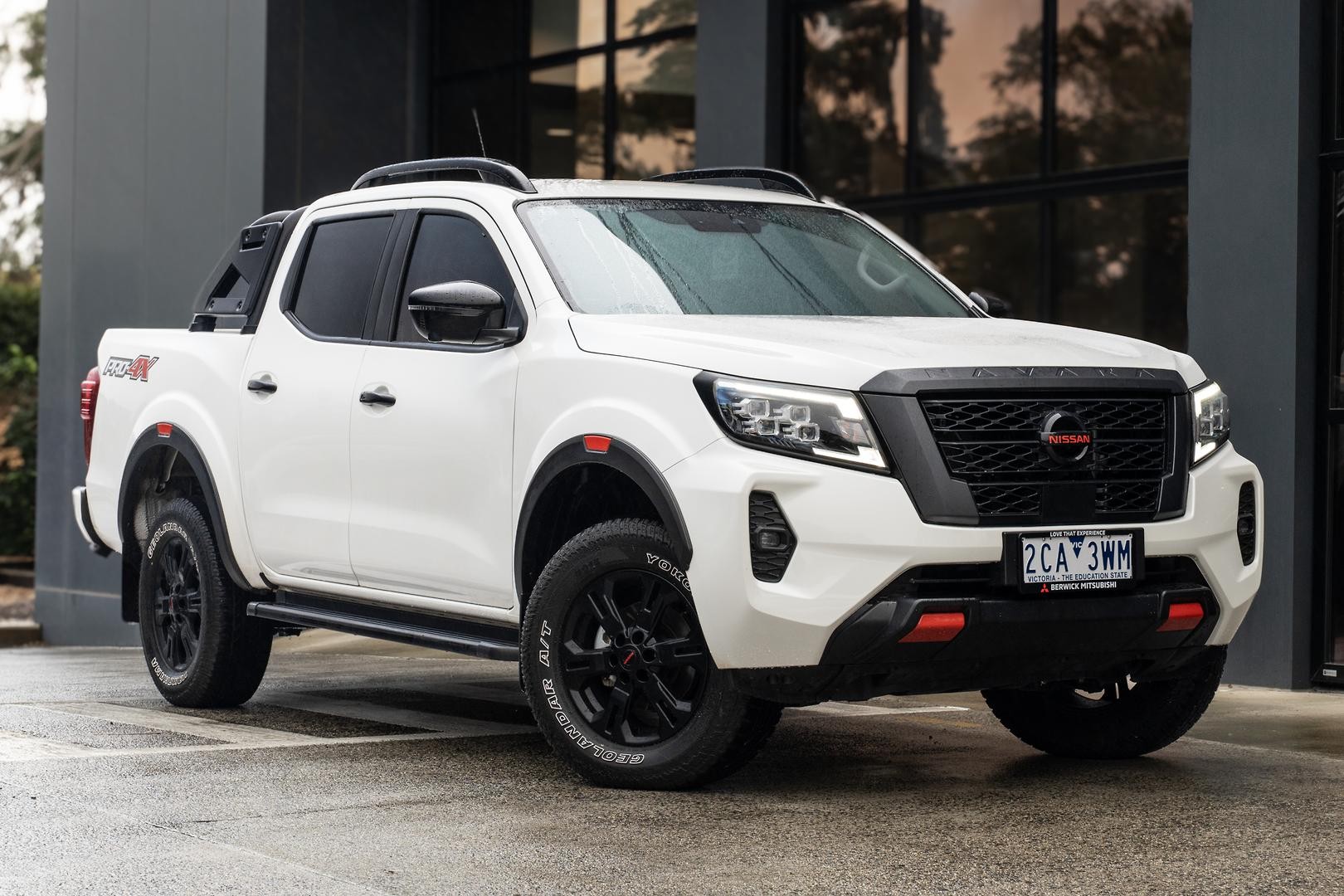 Nissan Navara image 1