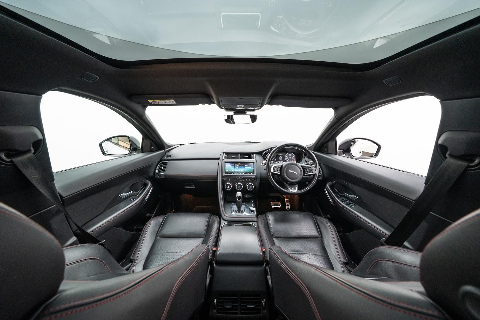 Jaguar E-pace image 4