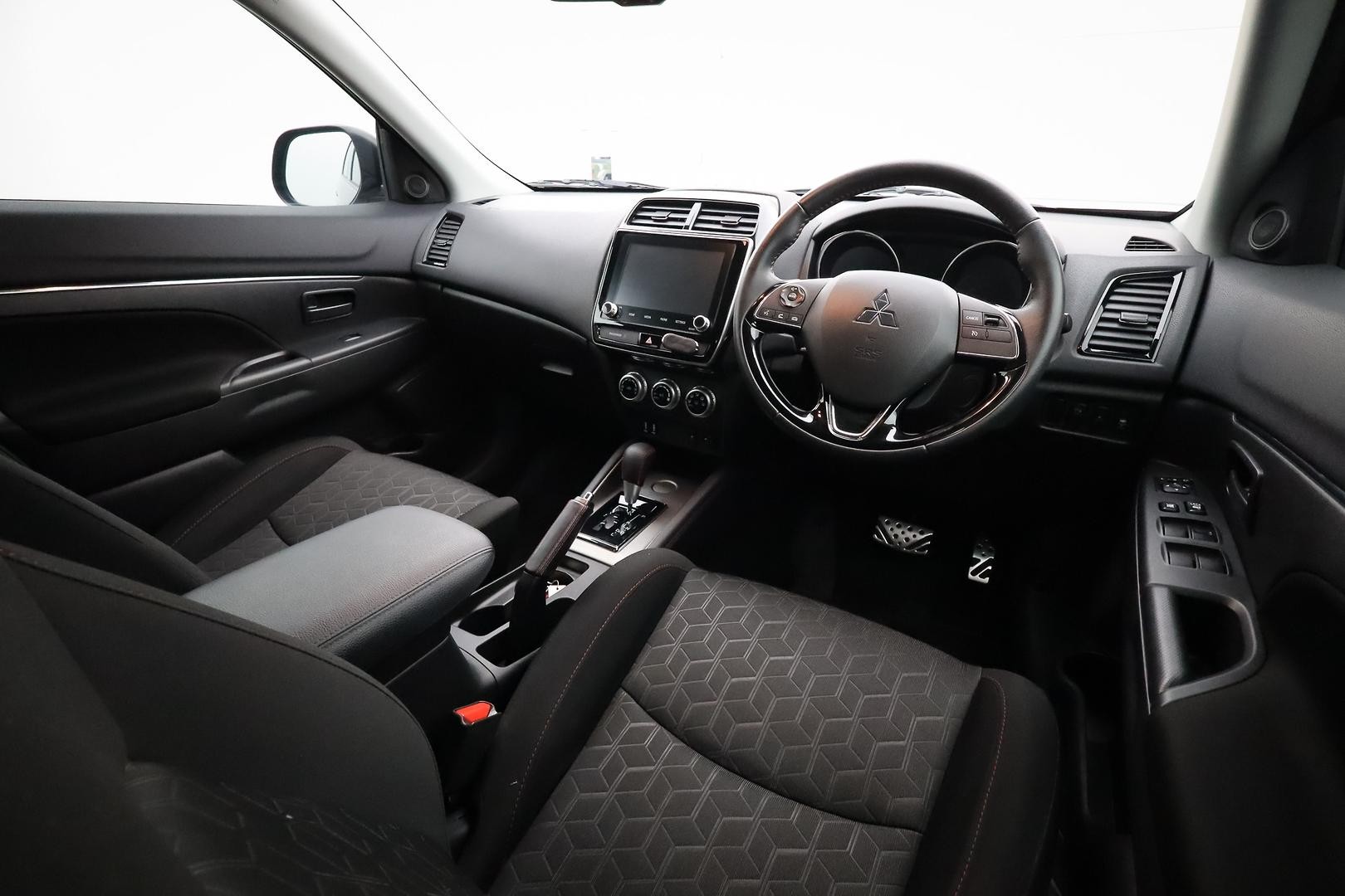 Mitsubishi Asx image 4