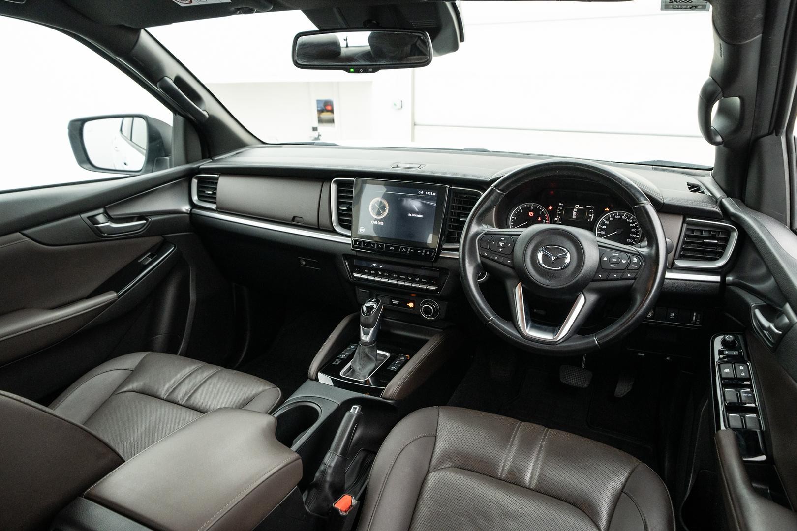 Mazda Bt-50 image 4