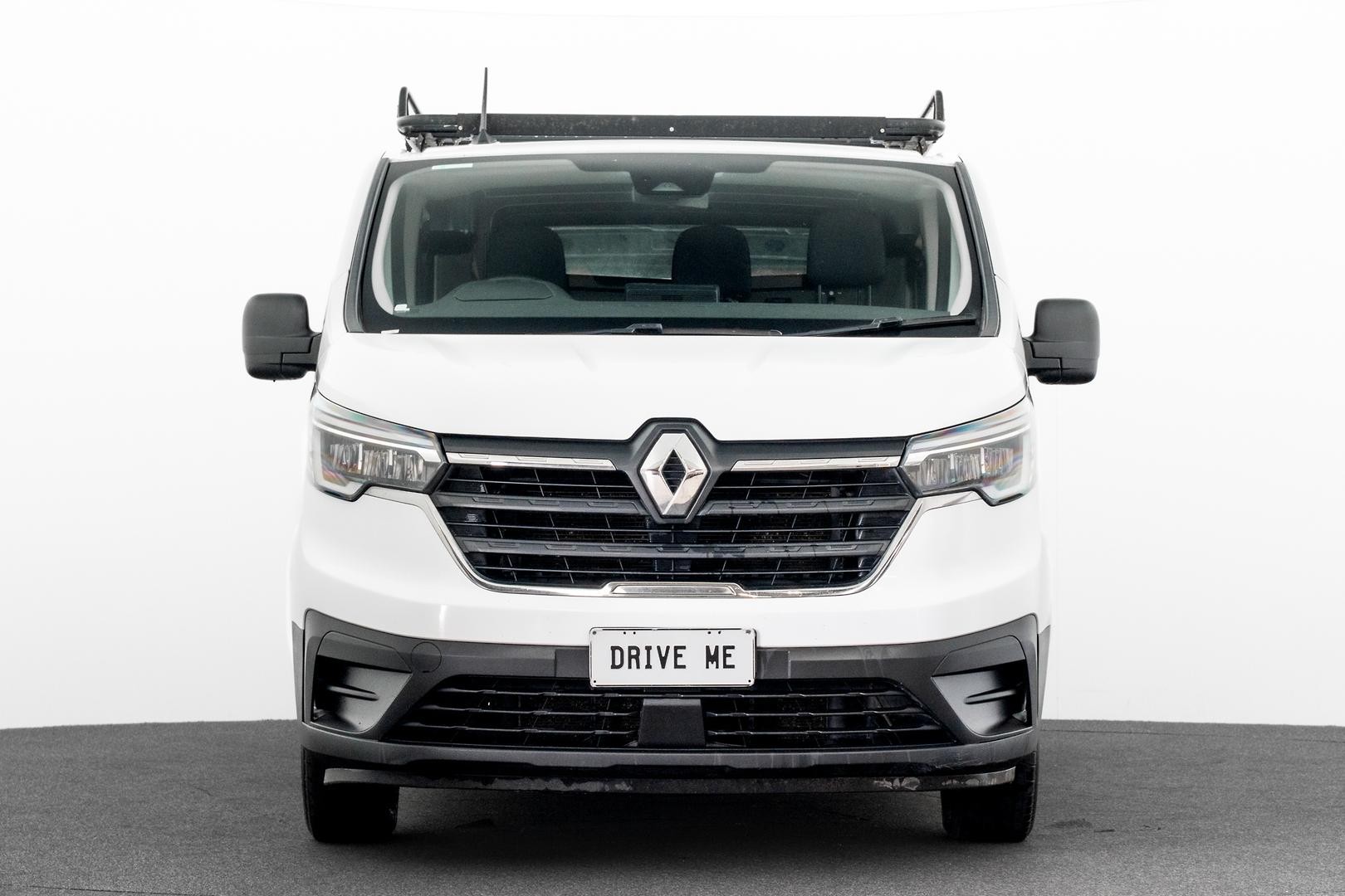 Renault Trafic image 2