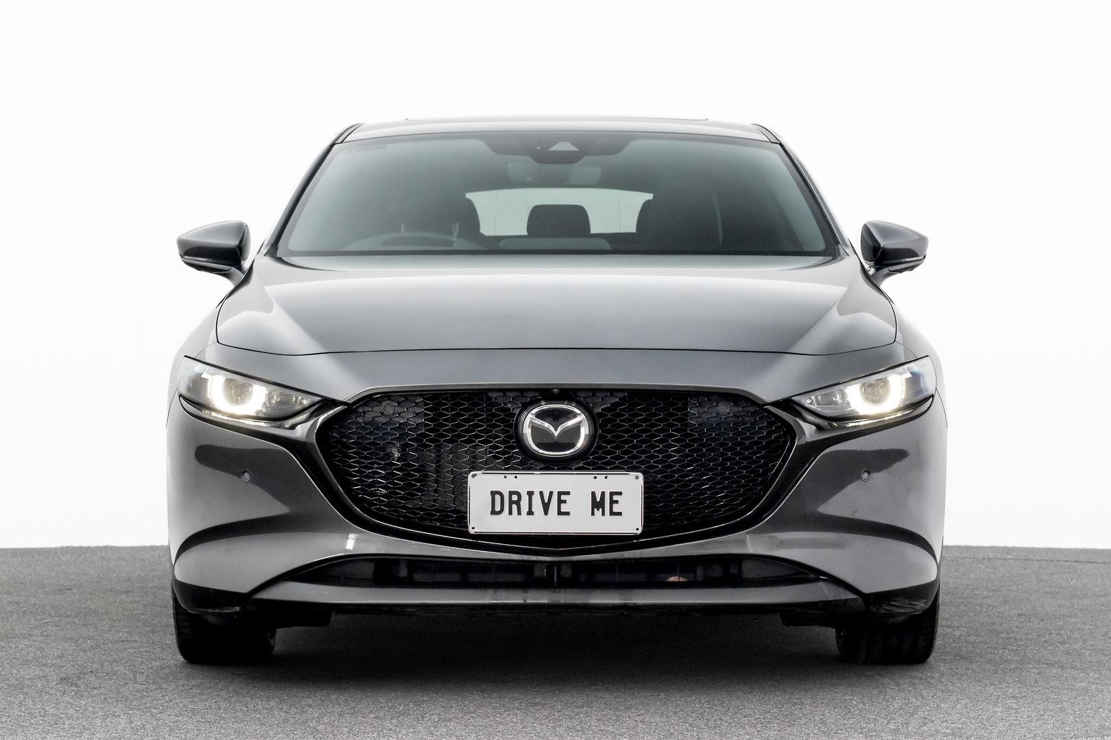 Mazda 3 image 2