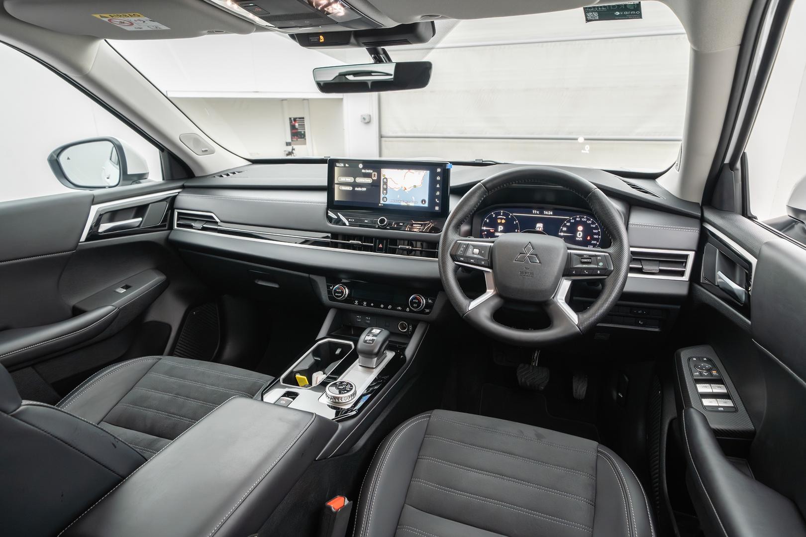 Mitsubishi Outlander image 4