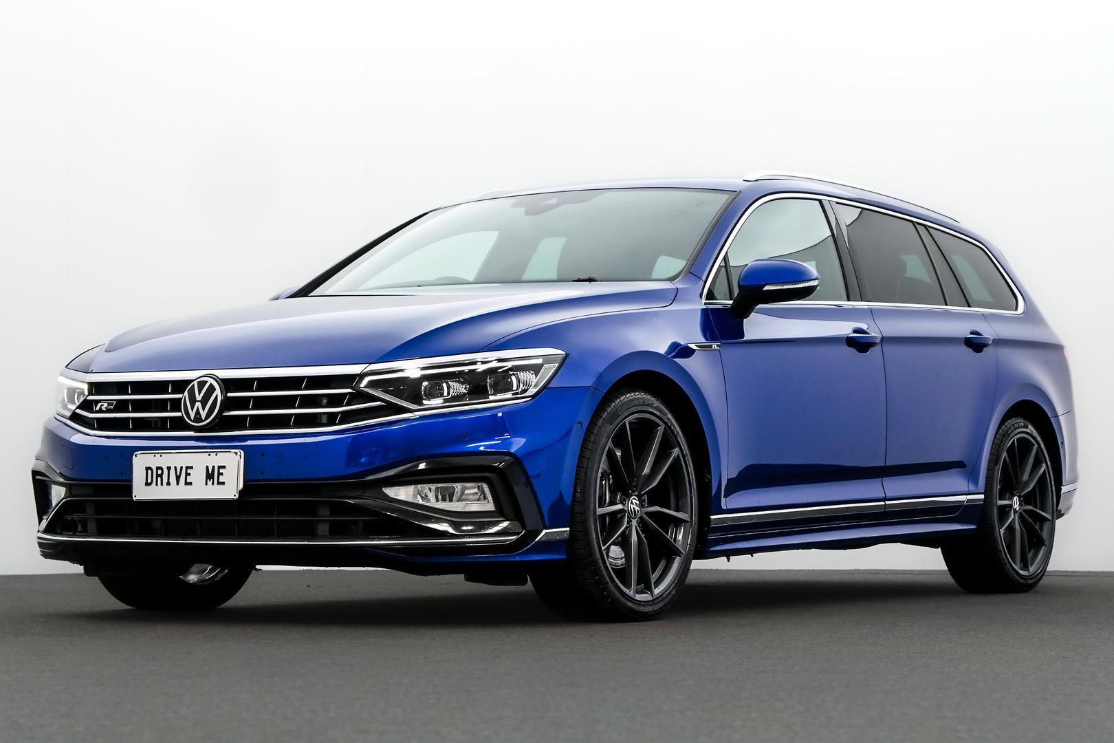 Volkswagen Passat image 1