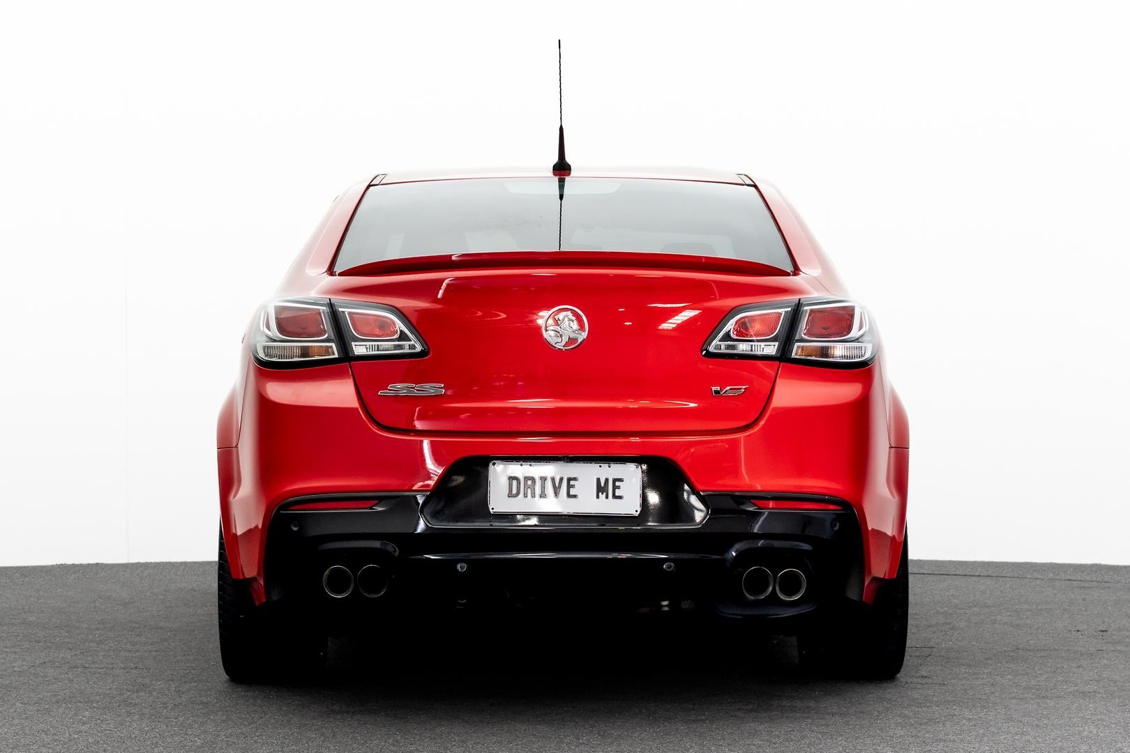 Holden Commodore image 3