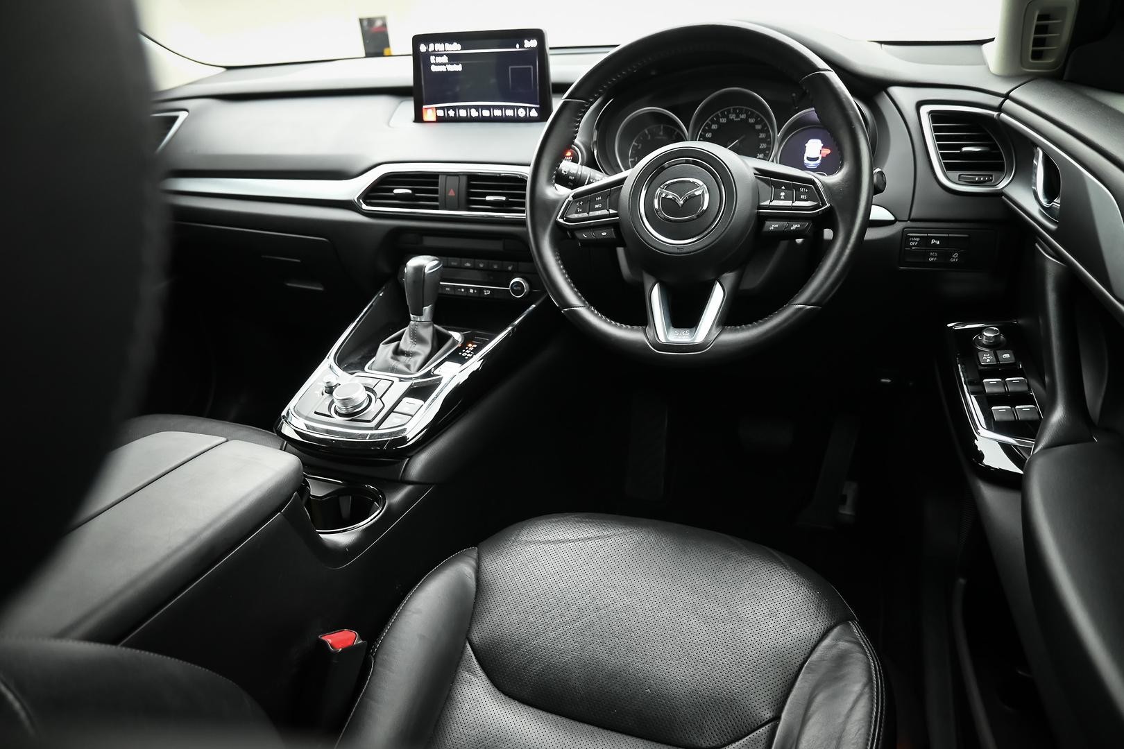 Mazda Cx-9 image 4