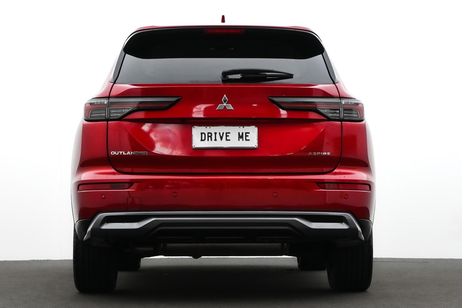 Mitsubishi Outlander image 3
