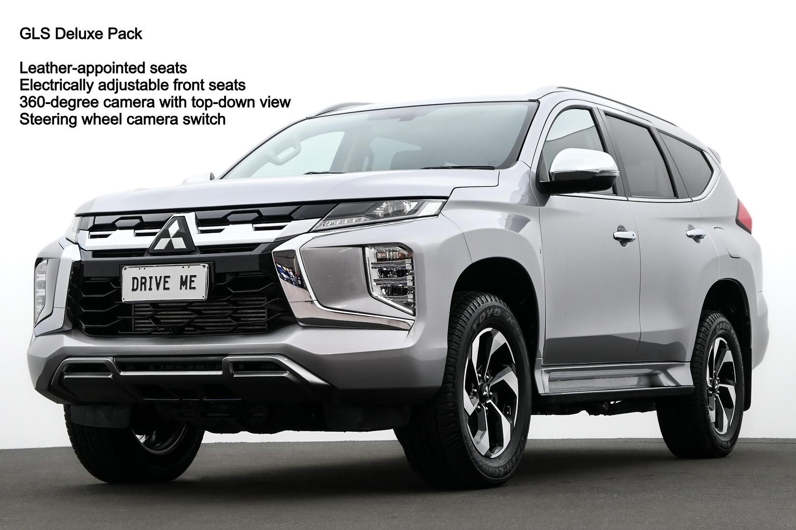 Mitsubishi Pajero Sport image 1