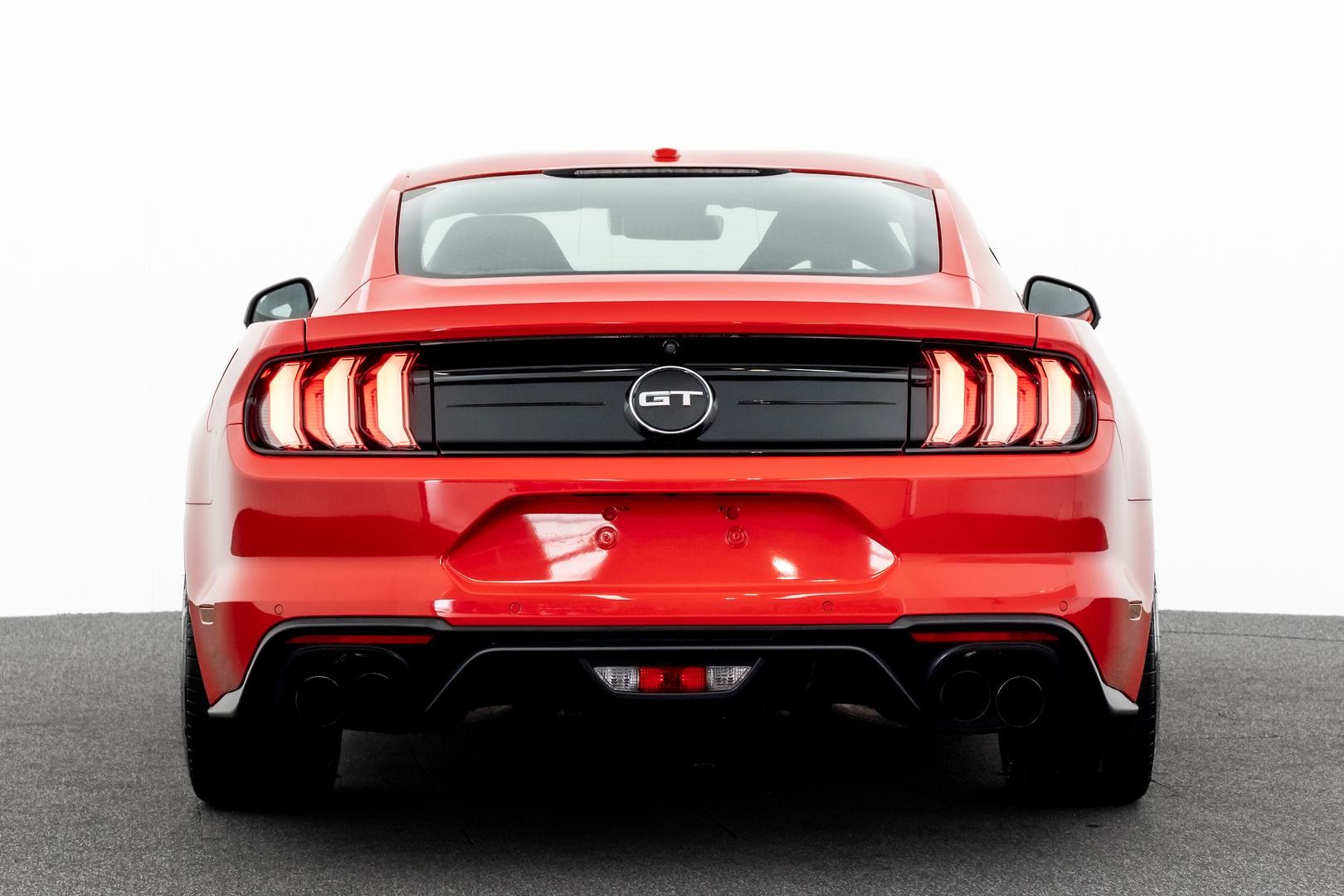 Ford Mustang image 3