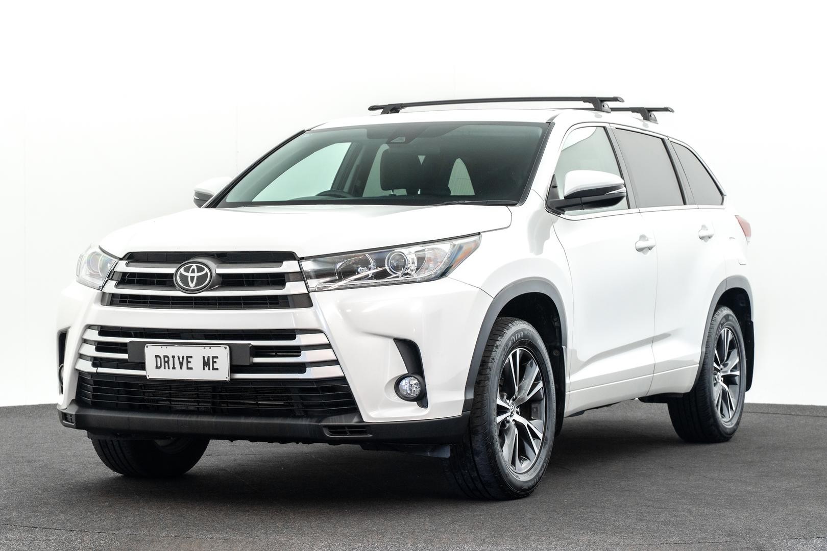 Toyota Kluger image 1