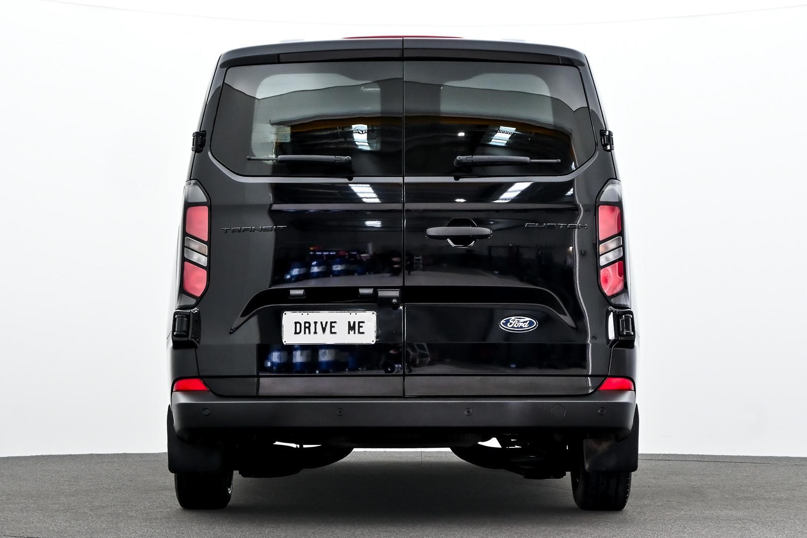 Ford Transit Custom image 3