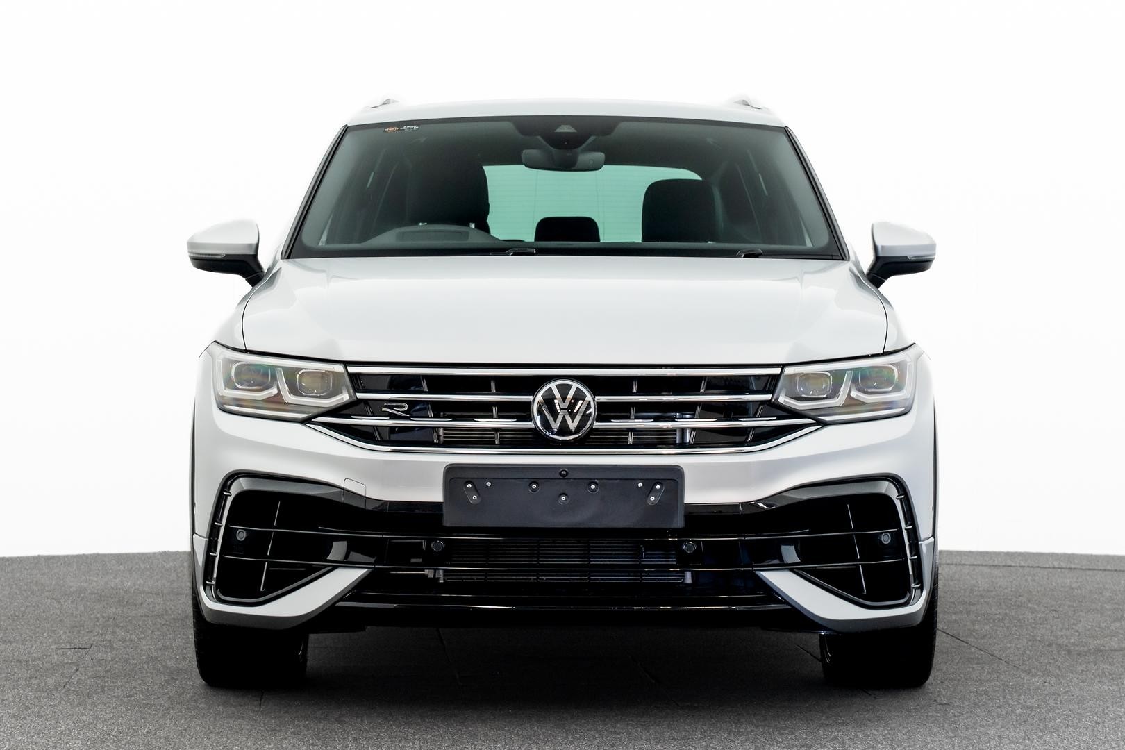 Volkswagen Tiguan image 2