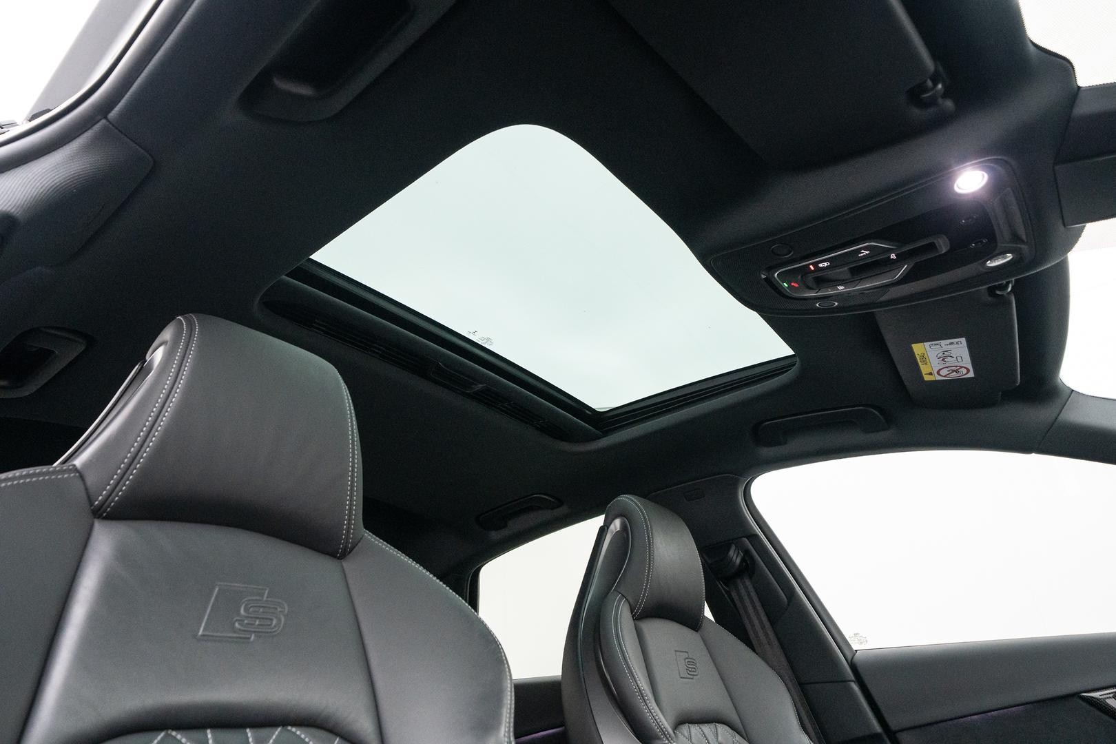 Audi S4 image 4