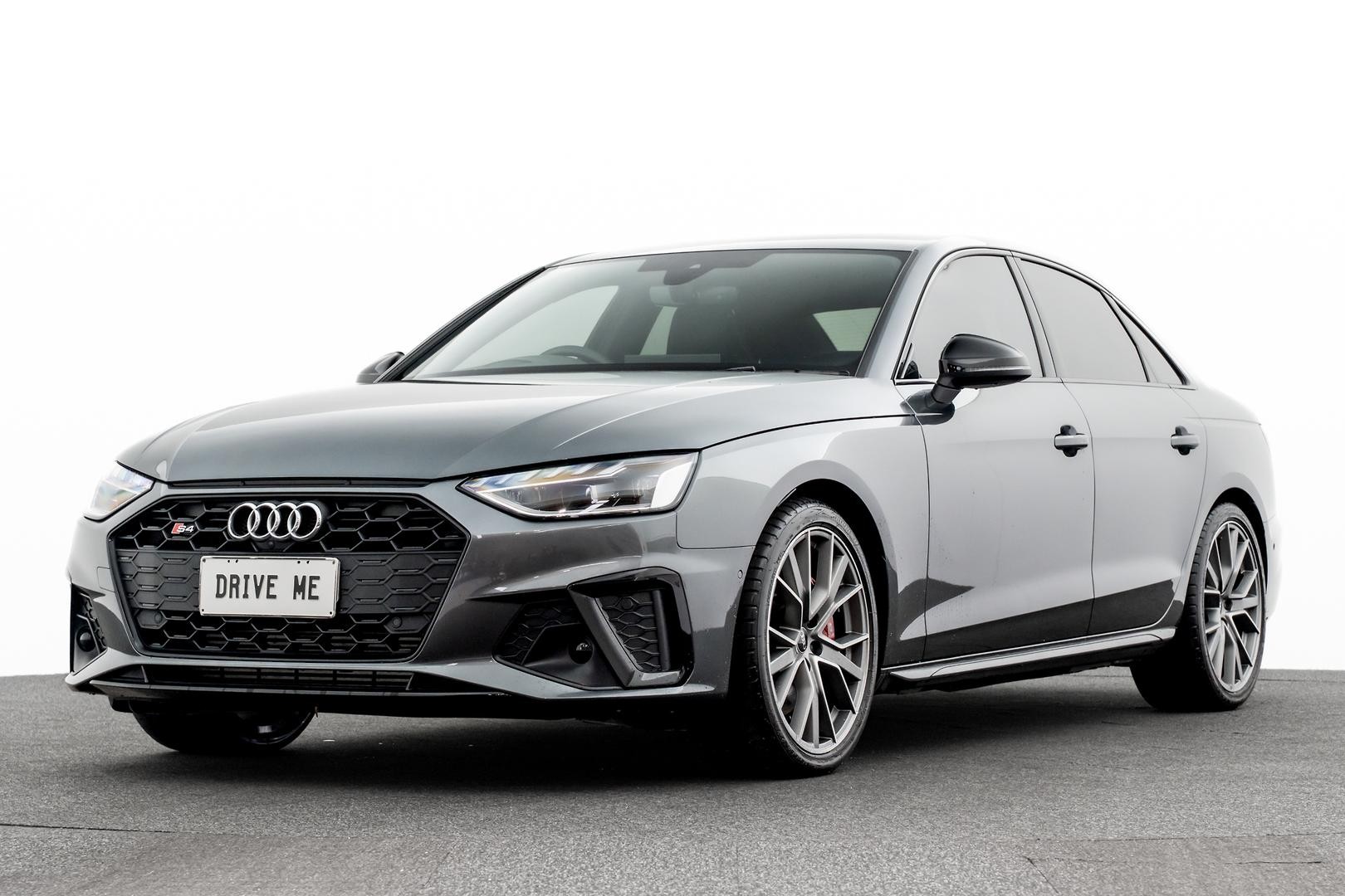 Audi S4 image 1