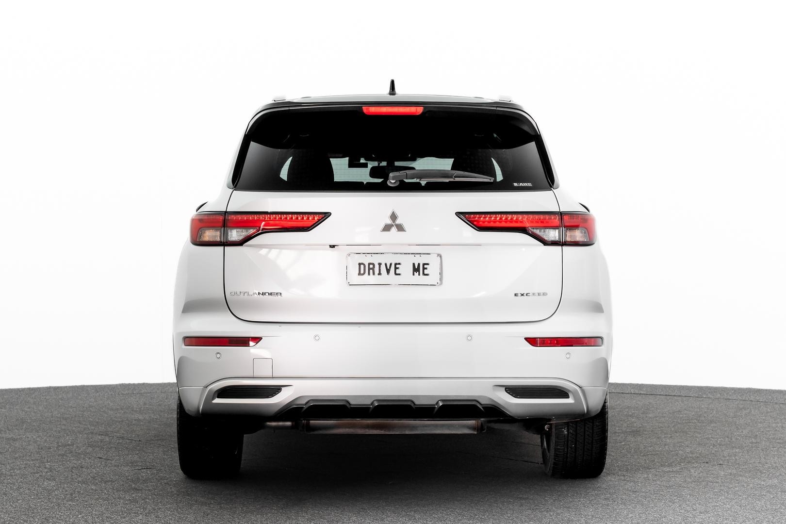 Mitsubishi Outlander image 3