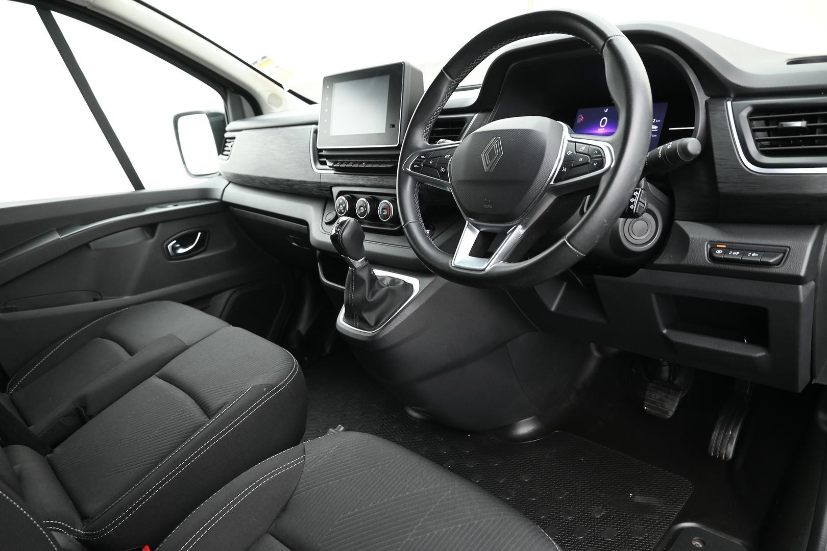 Renault Trafic image 4