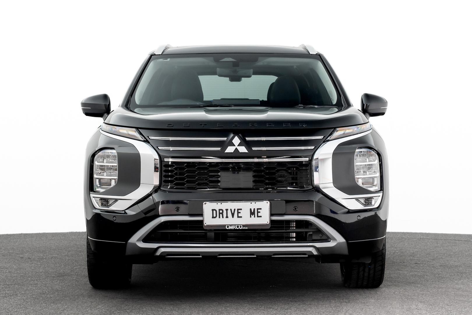 Mitsubishi Outlander image 2