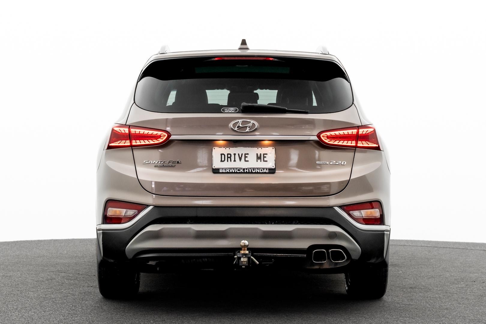 Hyundai Santa Fe image 3