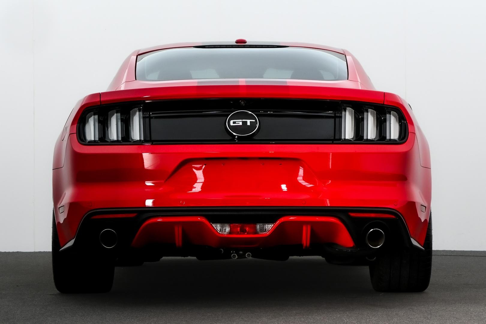 Ford Mustang image 3