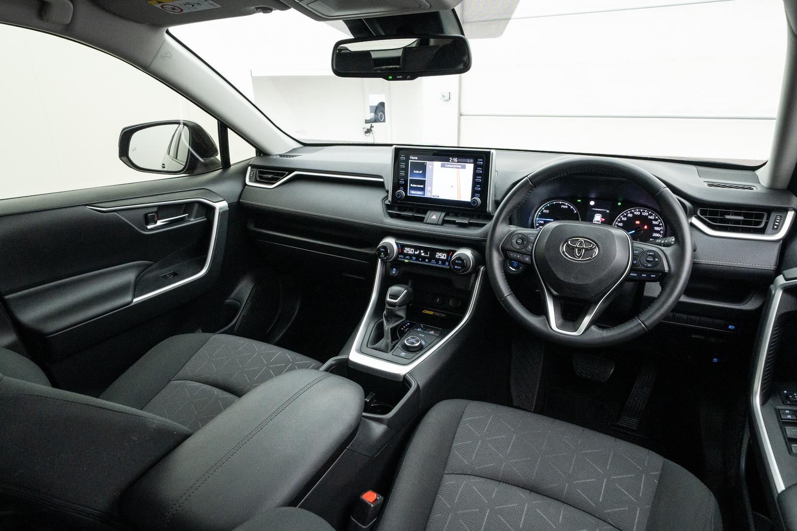 Toyota Rav4 image 4