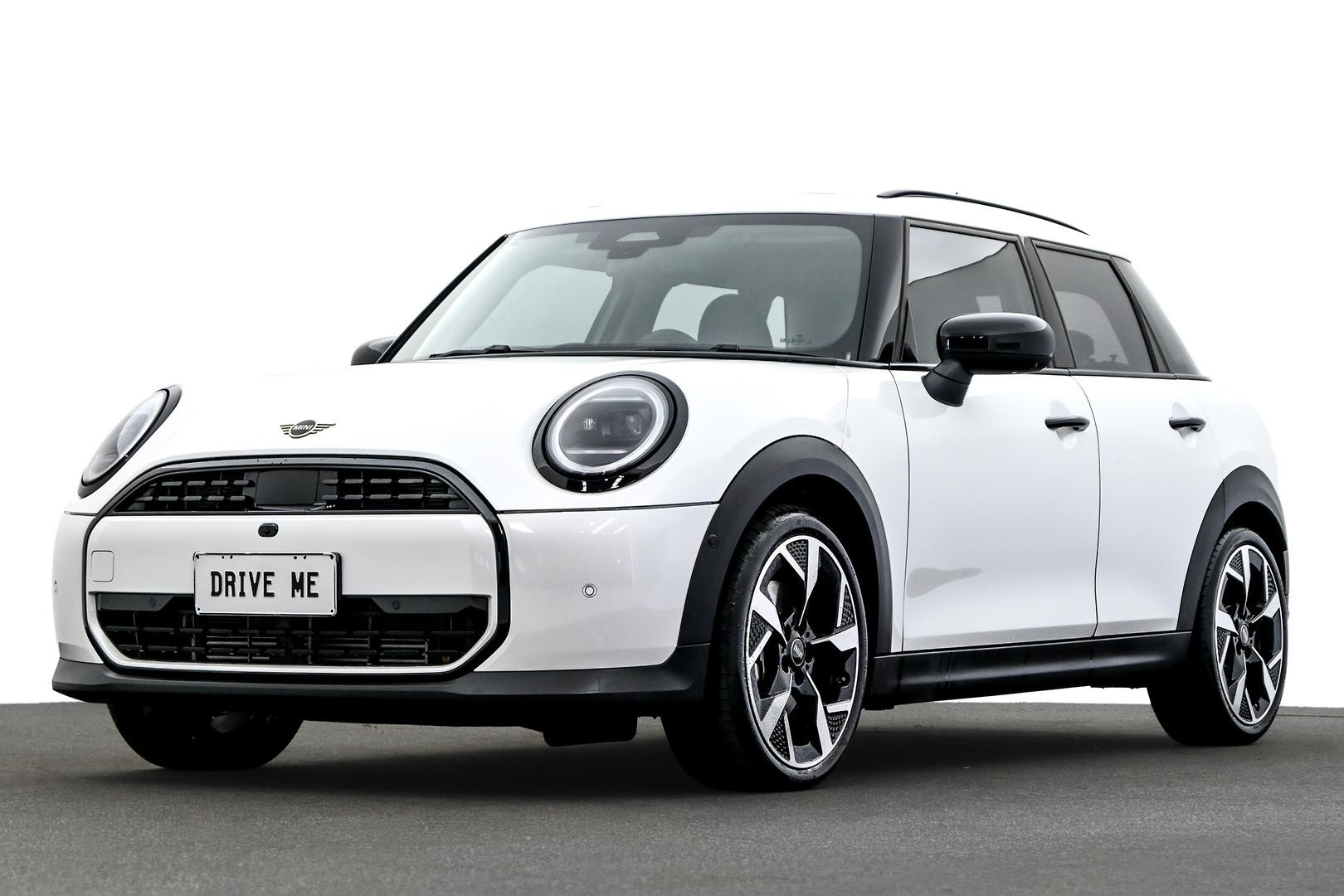 Mini Cooper image 1