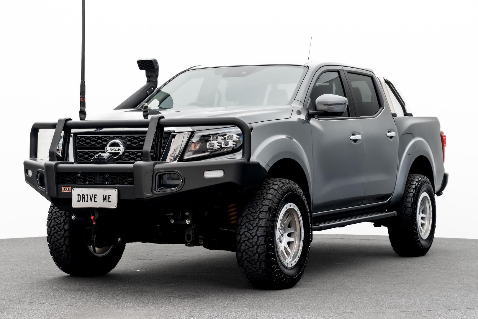 Nissan Navara image 1