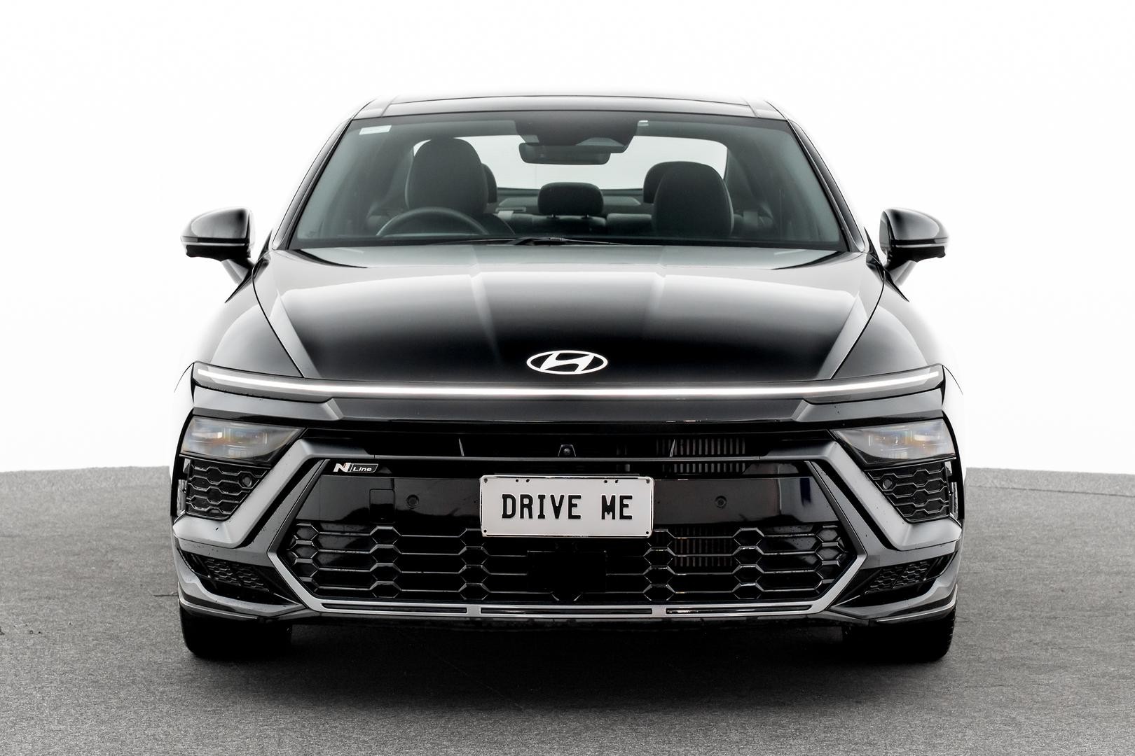 Hyundai Sonata image 2