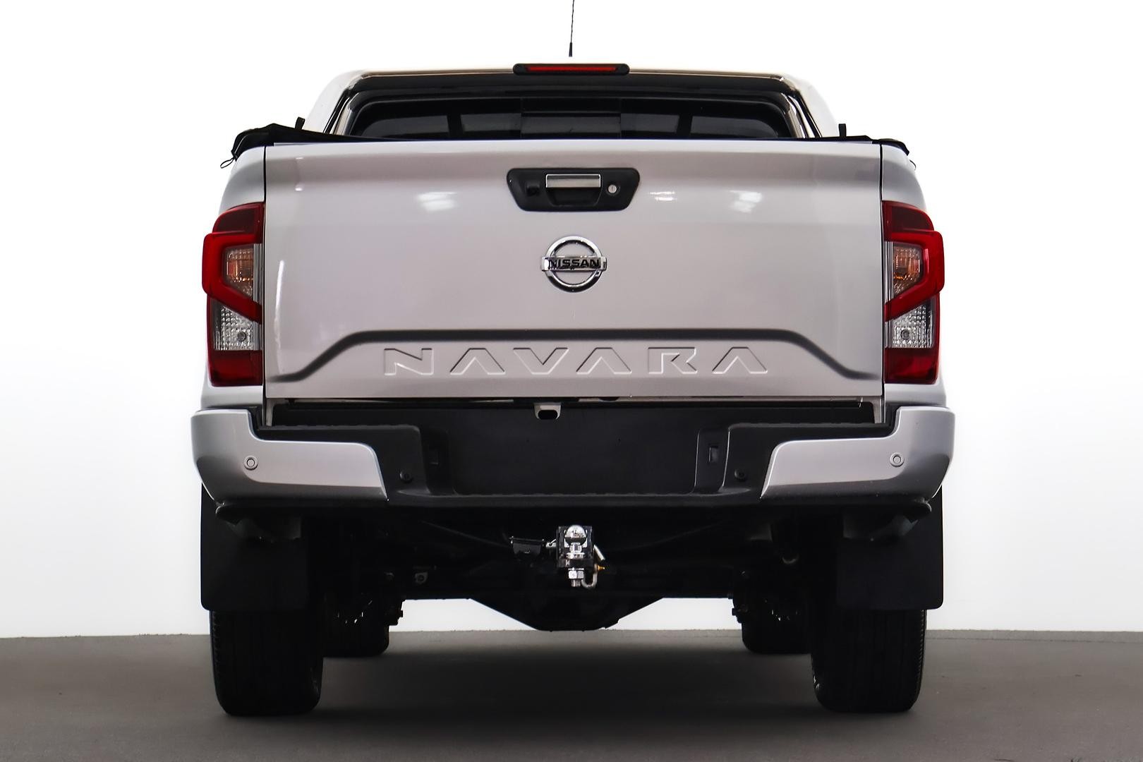 Nissan Navara image 3