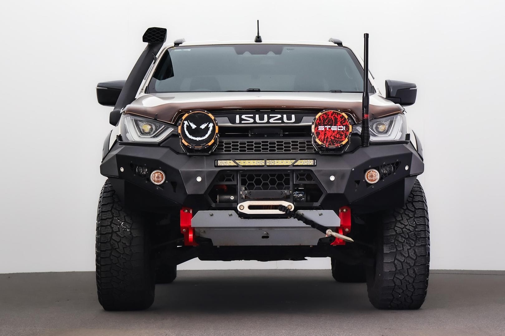 Isuzu D-max image 2