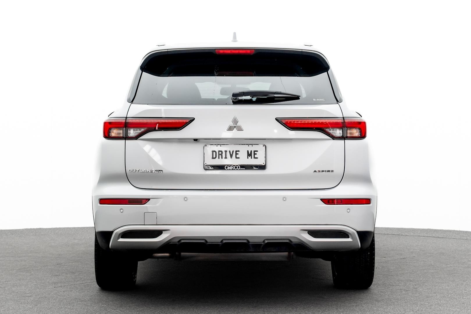 Mitsubishi Outlander image 3