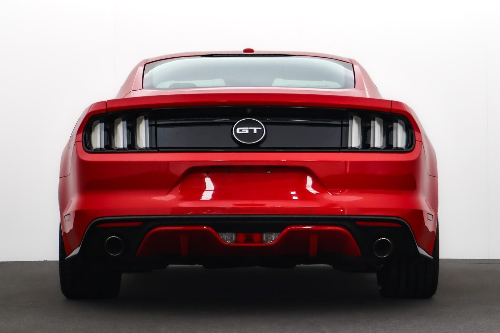 Ford Mustang image 3