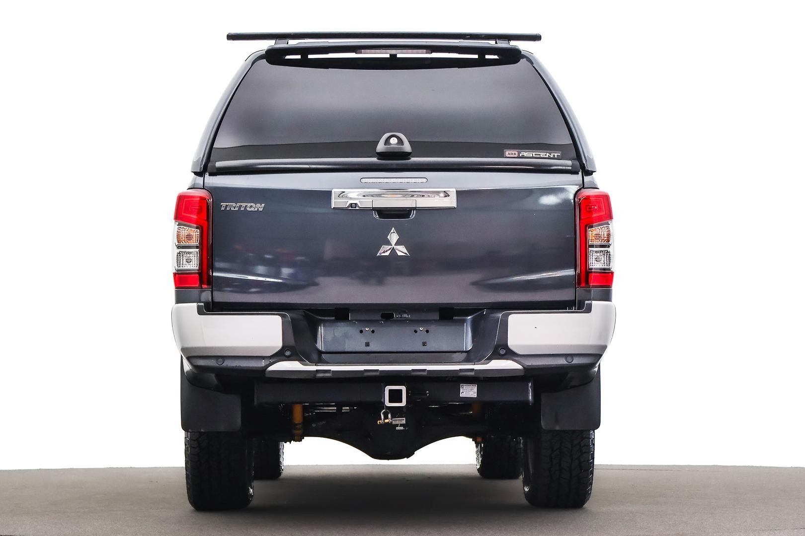 Mitsubishi Triton image 3