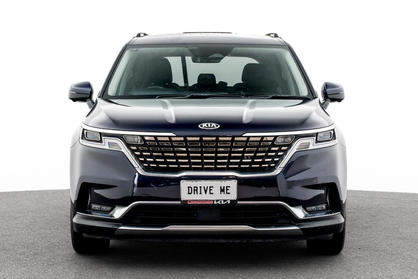 Kia Carnival image 2