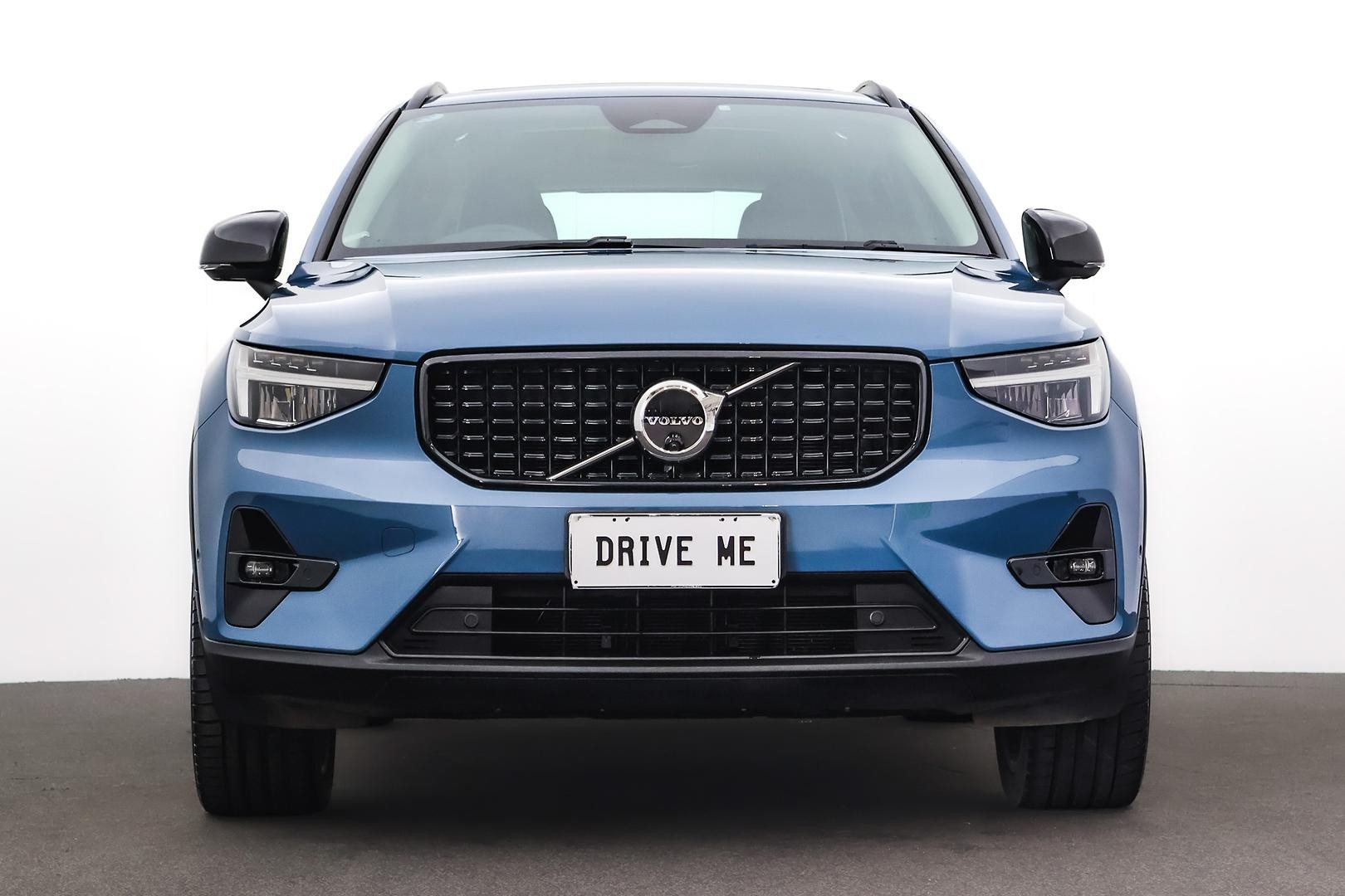 Volvo Xc40 image 2